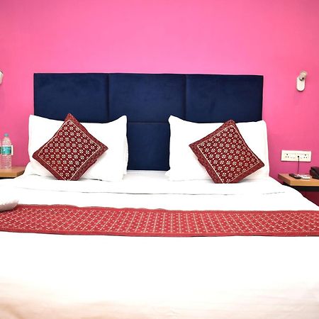 Hotel La Serene By Qotel-Gagan Vihar Anand Vihar Nova Deli Exterior foto