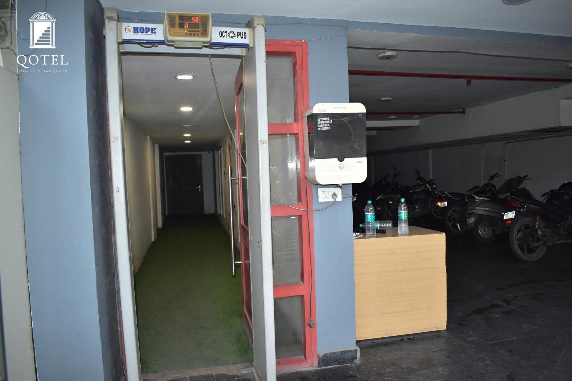 Hotel La Serene By Qotel-Gagan Vihar Anand Vihar Nova Deli Exterior foto